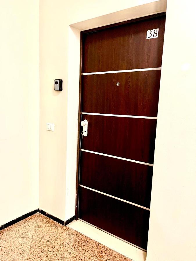 City Center Apartment Galeria تيرانا المظهر الخارجي الصورة