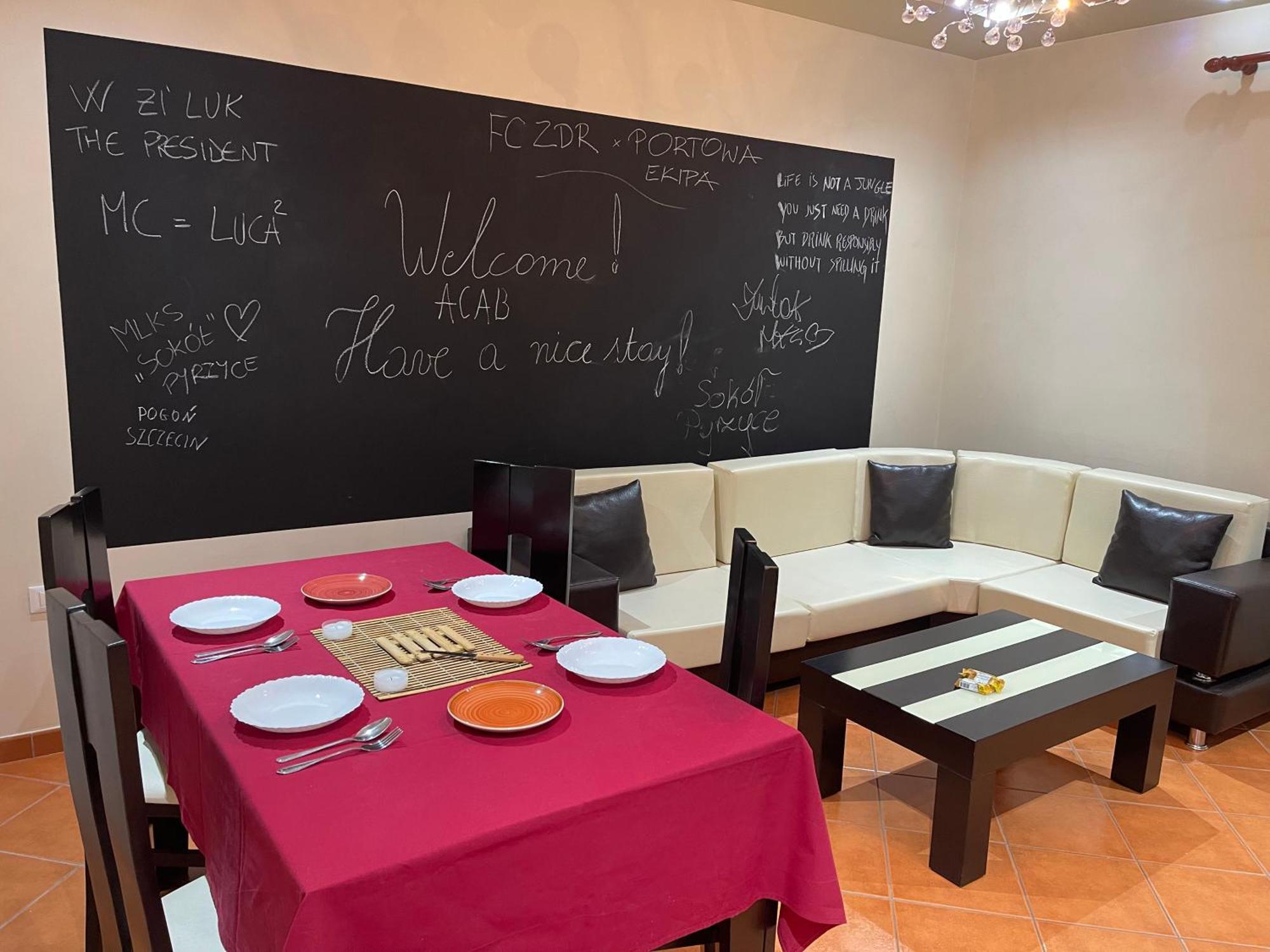 City Center Apartment Galeria تيرانا المظهر الخارجي الصورة