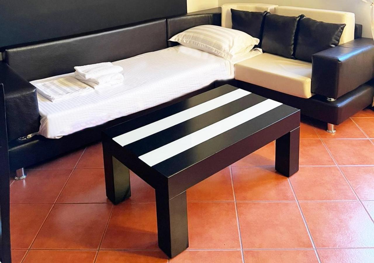 City Center Apartment Galeria تيرانا المظهر الخارجي الصورة